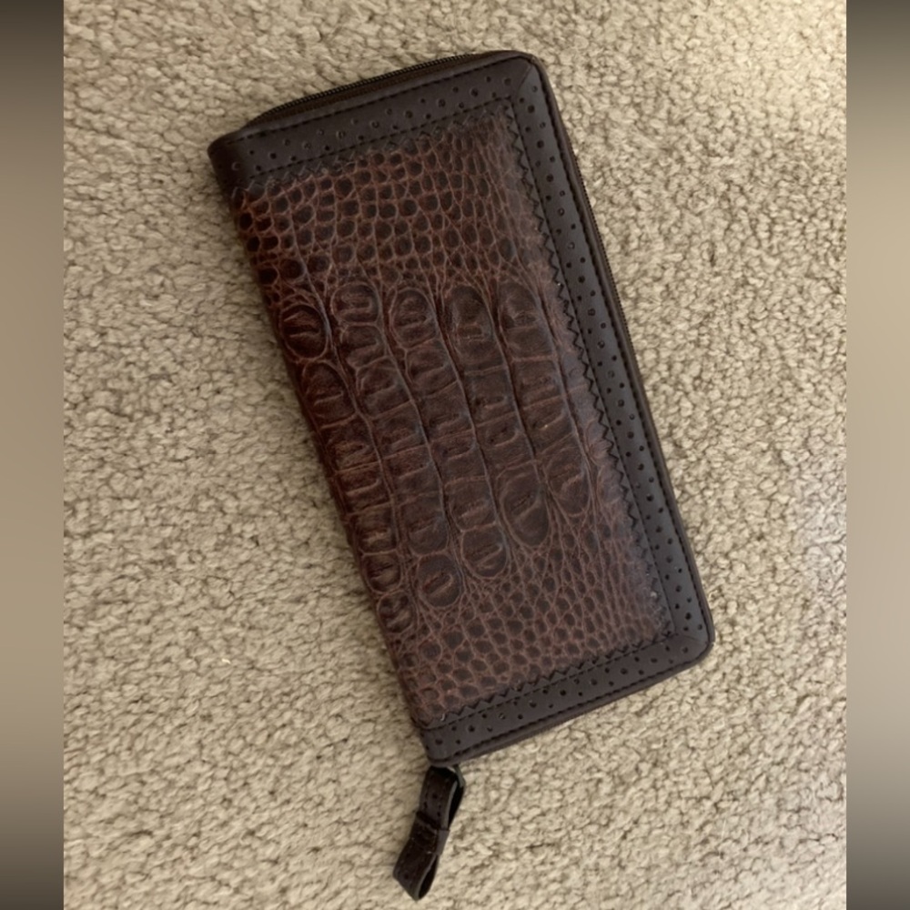 Old Navy Brown Croc-Embossed Zip Wallet